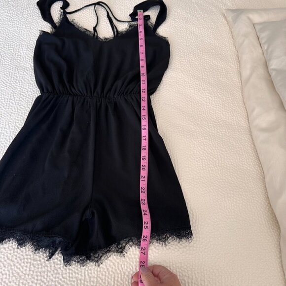 Francesca's Miami Black Lace Shorts Romper Sz XS - Picture 13 of 13